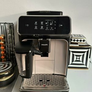 ‼️Machine d'occasion importée 🇨🇵 ‼️ Philip's LatteGo 2300 Series